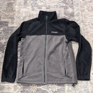 Columbia Two-Tone Black and Gray Fleece Jacket